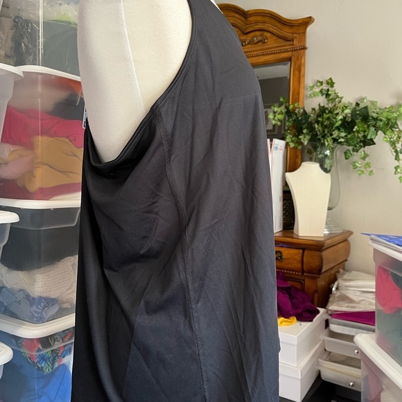 Racer Tank - Picture 3 of 5